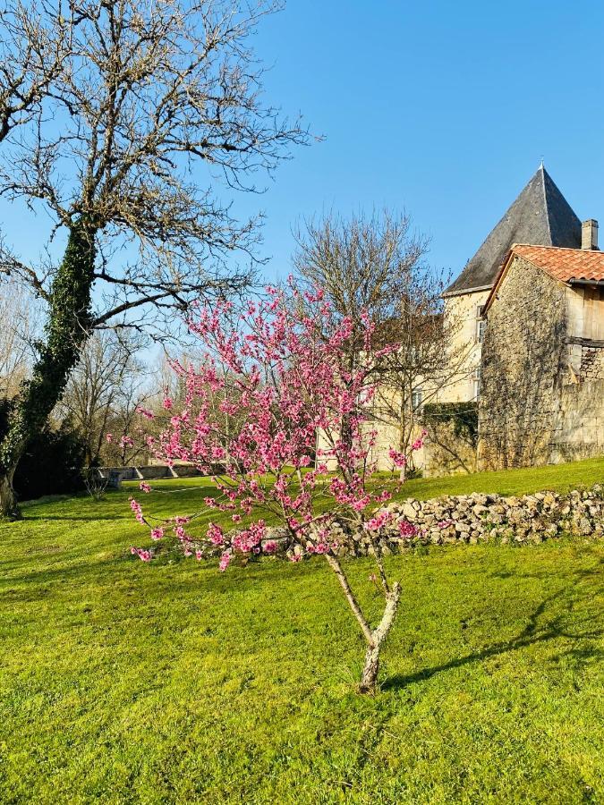 Maison Du Roc Bed & Breakfast Champagnac-de-Bélair Eksteriør bilde
