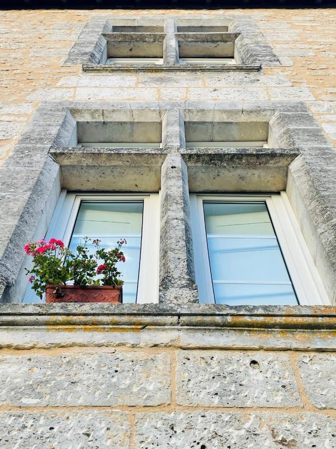 Maison Du Roc Bed & Breakfast Champagnac-de-Bélair Eksteriør bilde